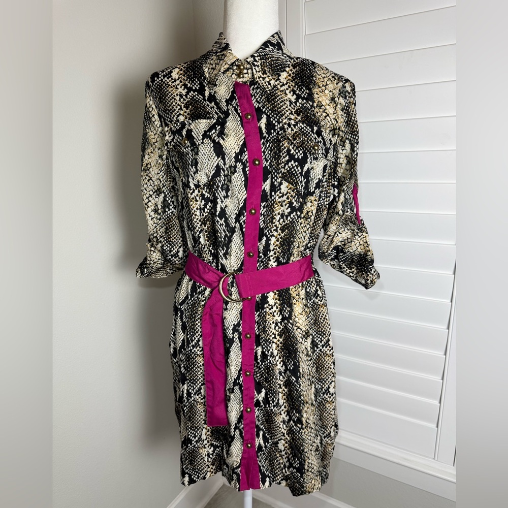 Rampage Women's Snake skin  Print Dress/ Pink Belt Vintage inspired " size L